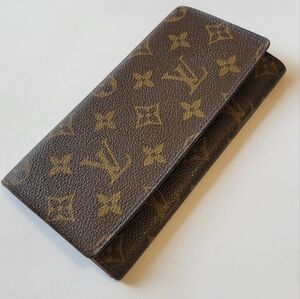 Louis Vuitton LV Monogram Wallet